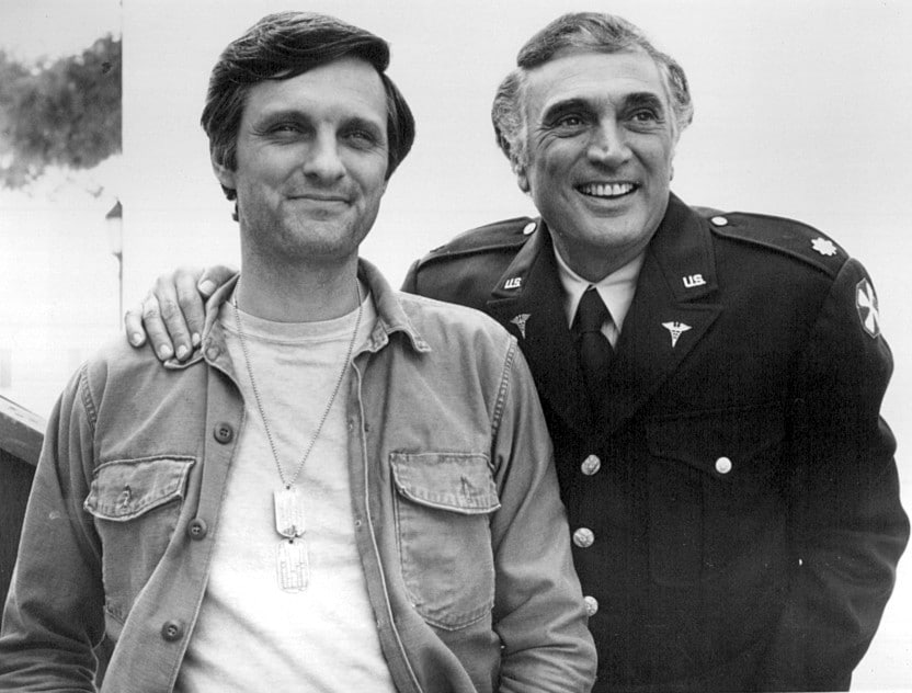 the army reserve: Alan Alda