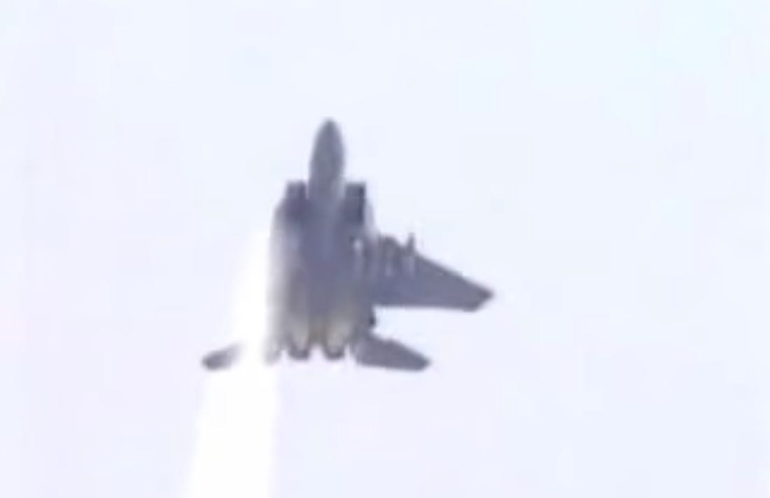 That time an F-15 landed without a wing