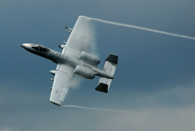 a-10 dogfight