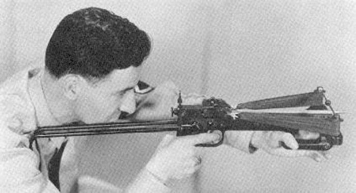 The strangest covert weapons American spies carried in WWII