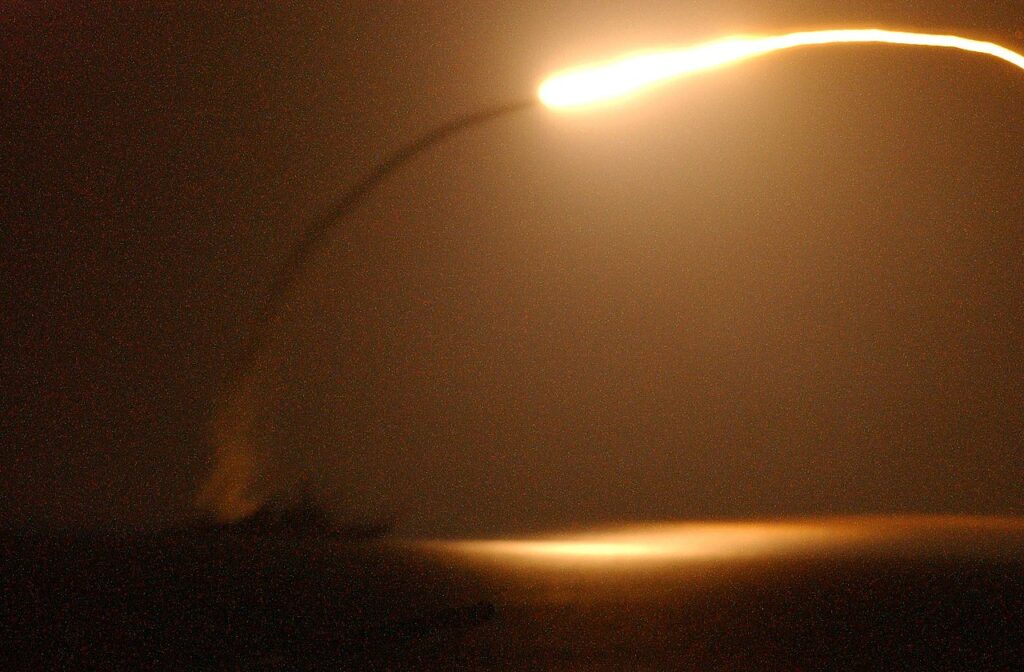 tomahawk cruise missile launch