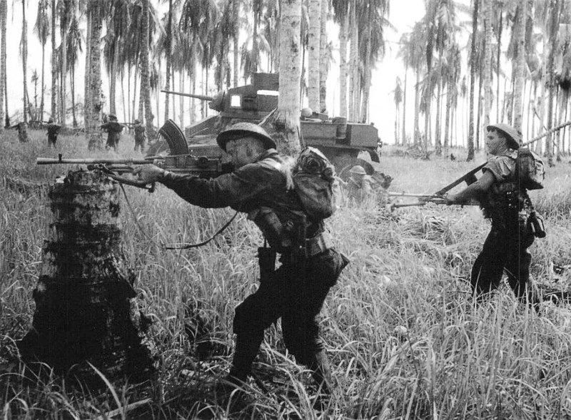 British soldier carrying the Bren light machine gun during WWII