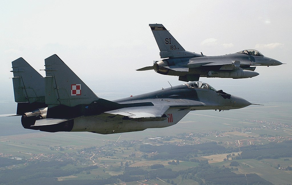 Ukraine Polish MiG-29 F-16 