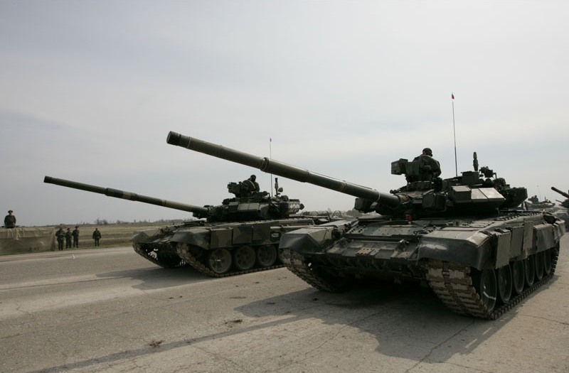 Russian T-90 tanks