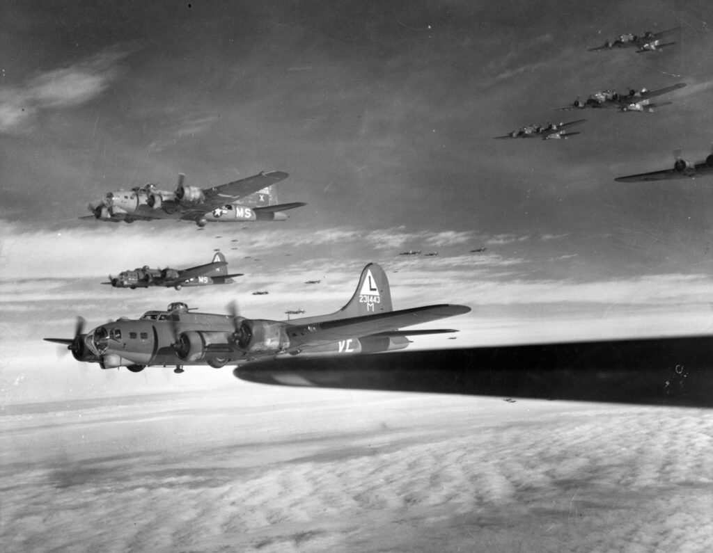 B-17s bombing mission