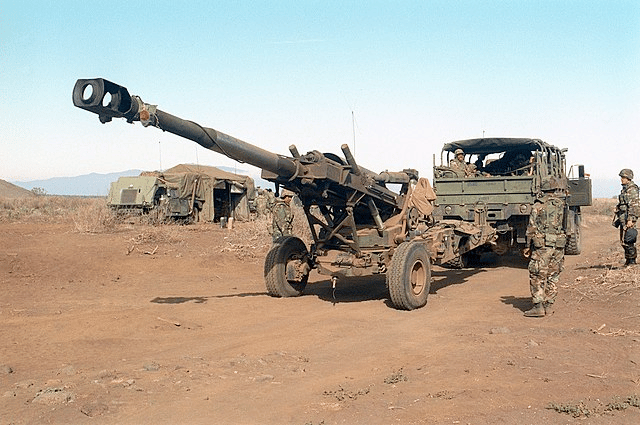 M198 howitzer