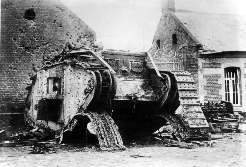 destroyed British tank WWI