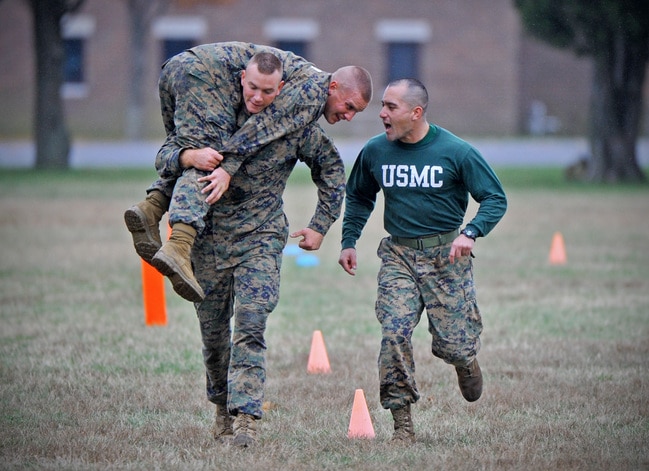 marine corps combat fitness test maneuver under fire