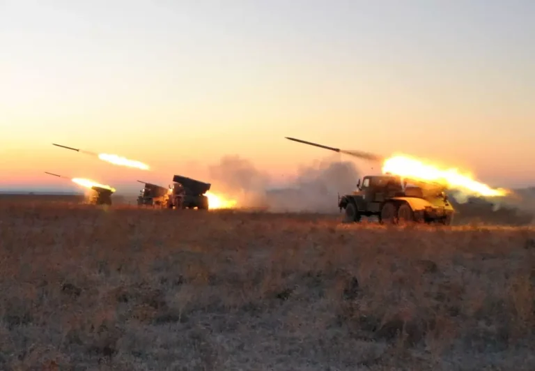 Ukrainian artillery training