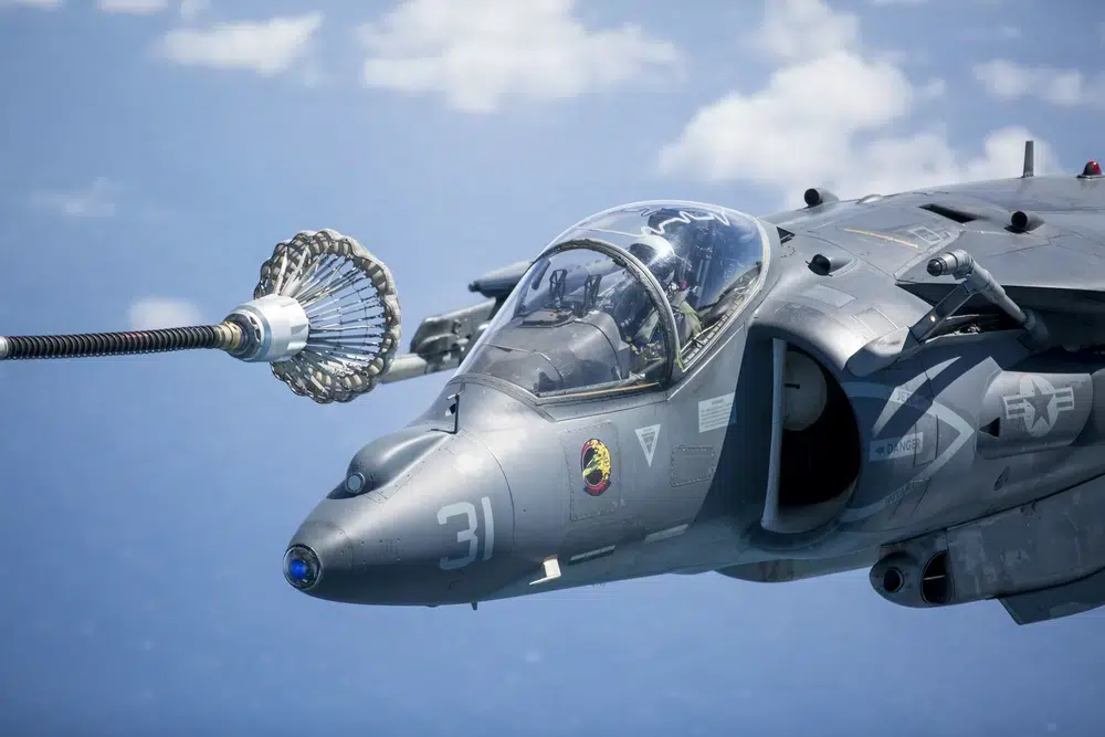 aerial refueling AV-8B Harrier