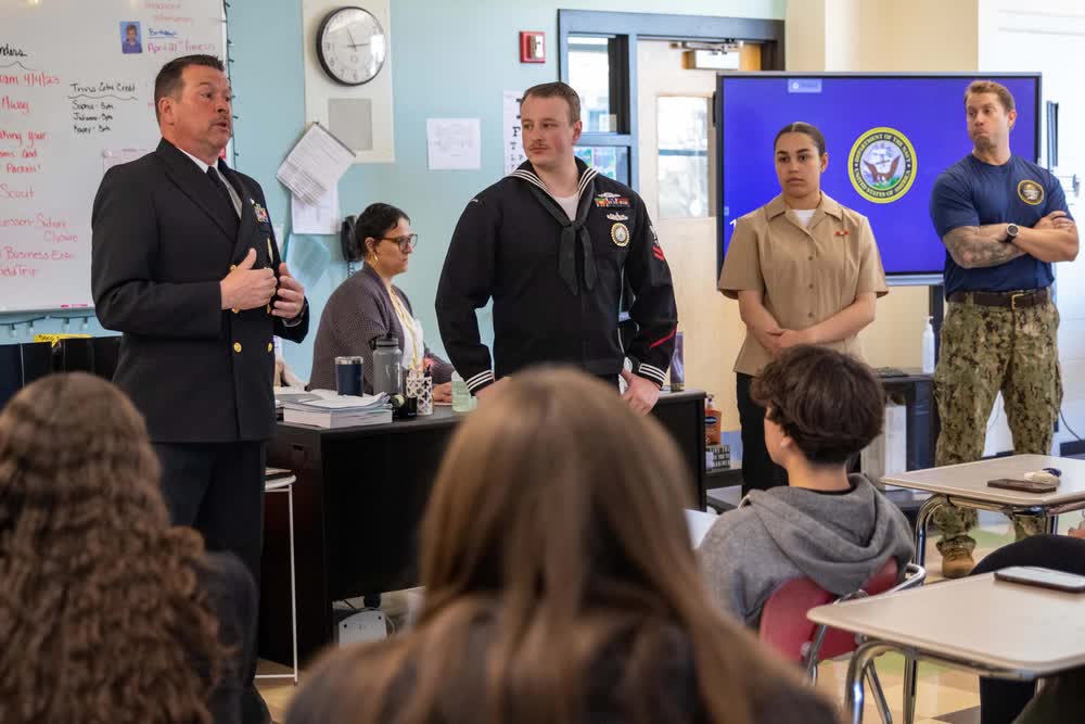 navy outreach in school