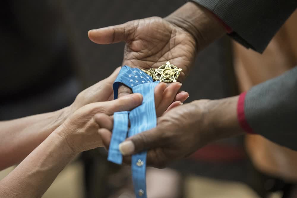 Sgt Leroy Petry Medal of Honor