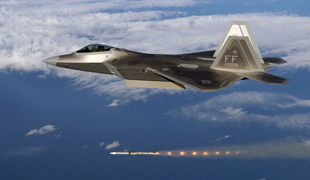 F-22 fires AIM-120 AMRAAM missile