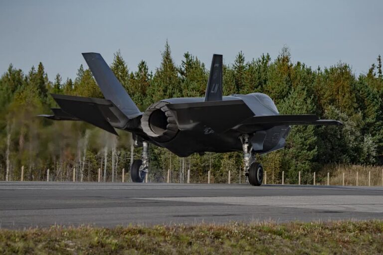 Video: American F-35s landed on a highway near Russia | Sandboxx