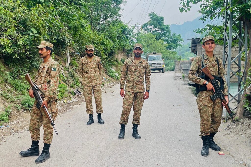 Pakistani troops