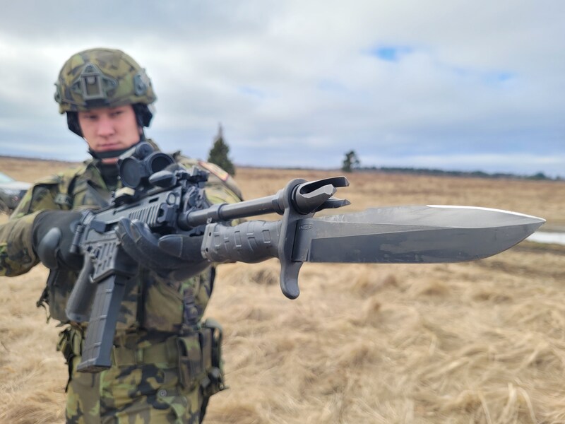 Czech soldier with CZ BREN 2 assault rifle and MK.I bayonet