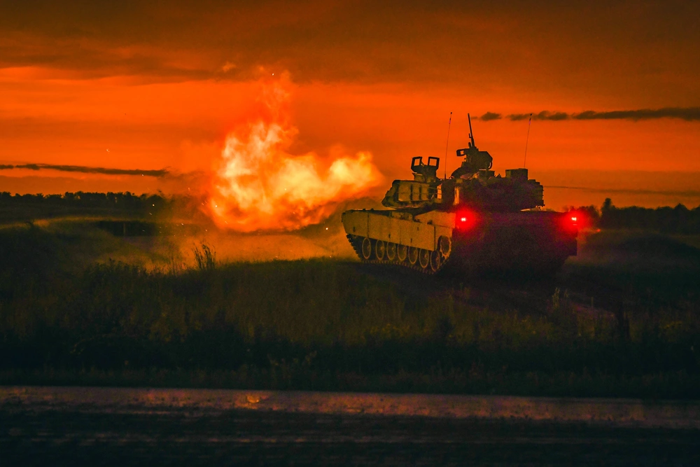 M1A1 Abrams live fire training