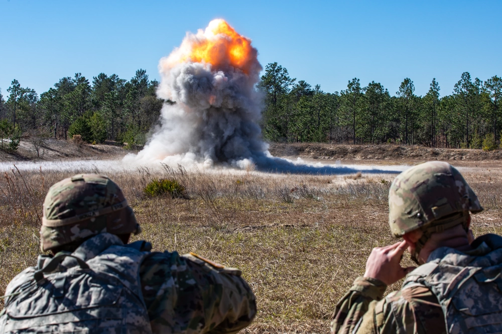 Army engineers explosive breaching training