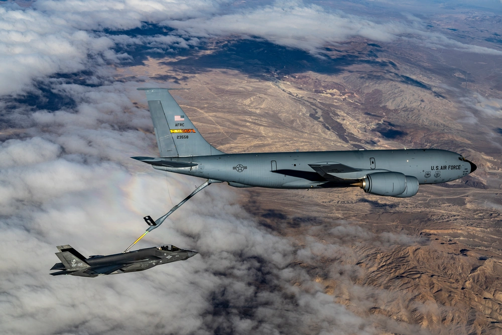F-35 refueling