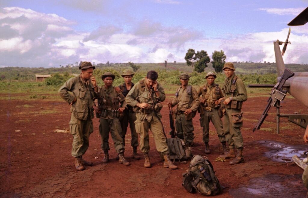 SOG recon team Vietnam