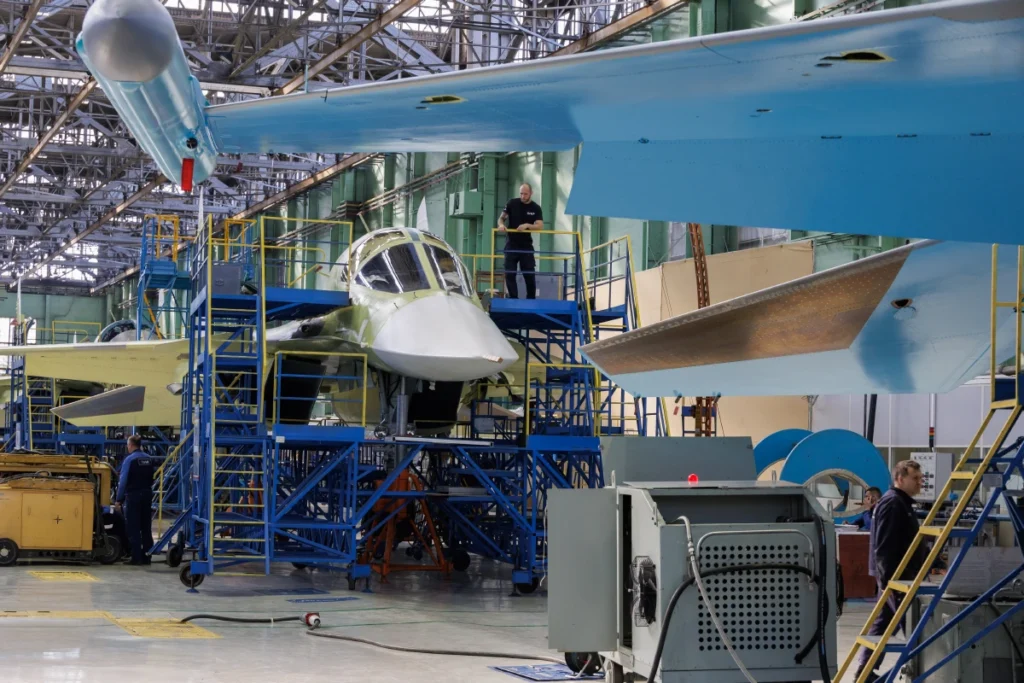 Su-34 fighter production line