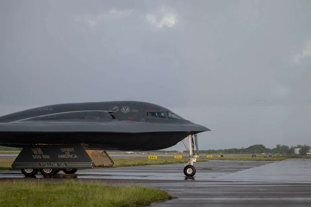 B-2 Spirit taxis on runway Diego Garcia