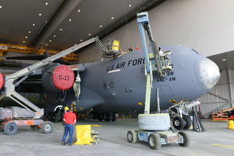 C-17 Globemaster maintenance