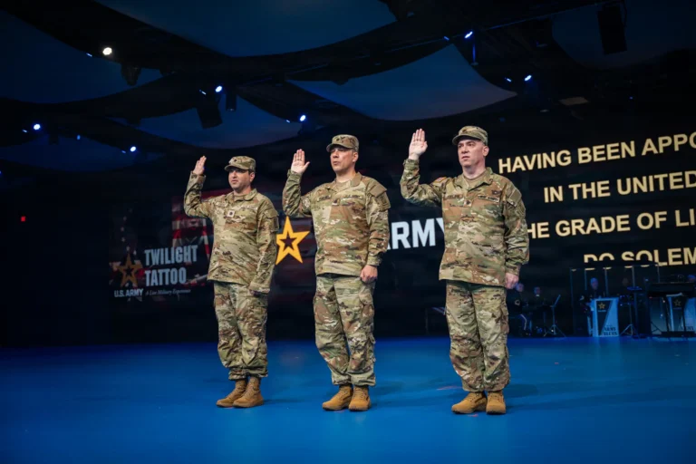 Tech industry executives commission into the Army reserve