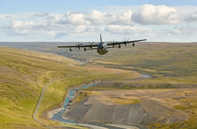 MC-130J transports air commandos-1