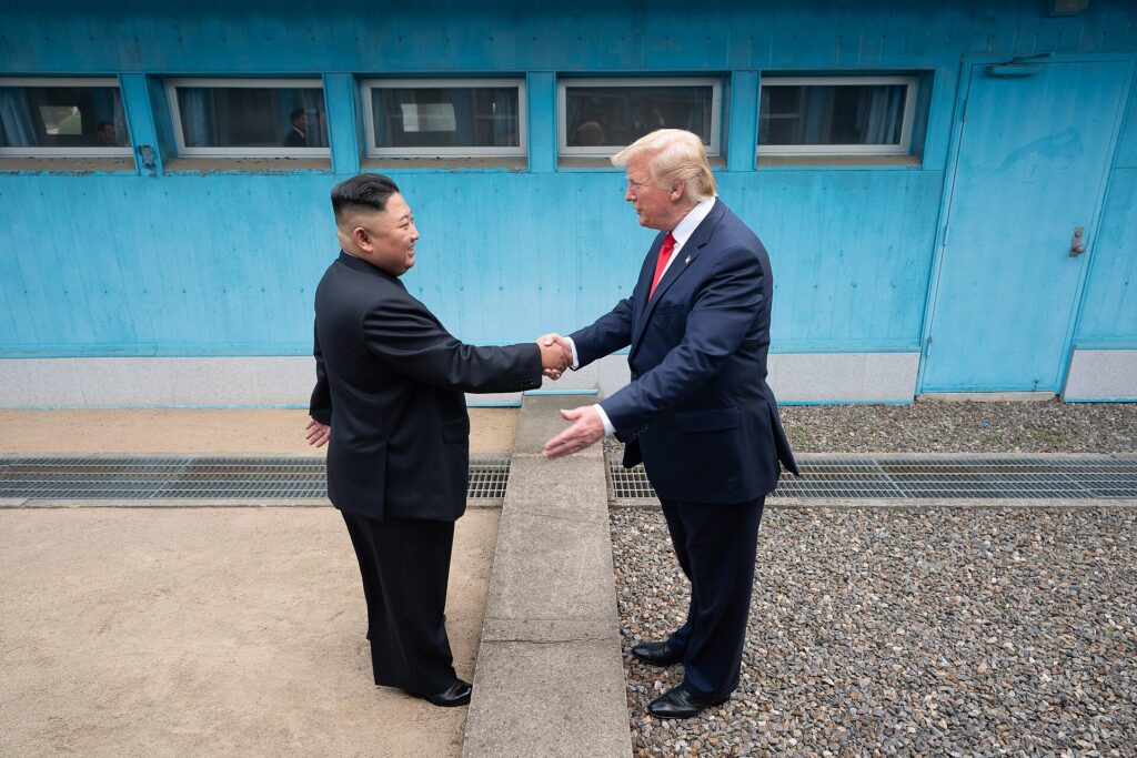 Trump meets Kim Jong Un