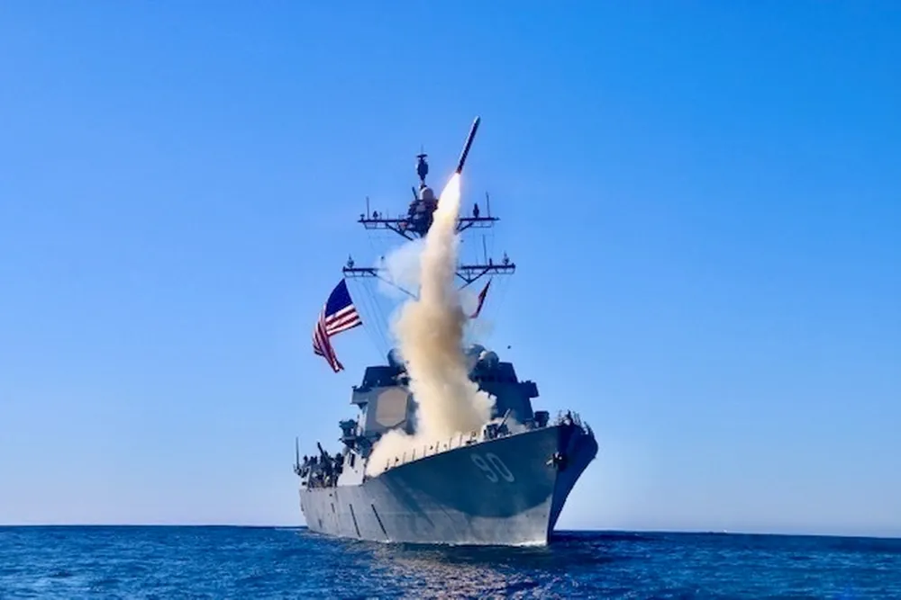USS Chafee launches Block V Tomahawk