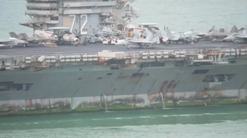 USS Abraham Lincoln rust