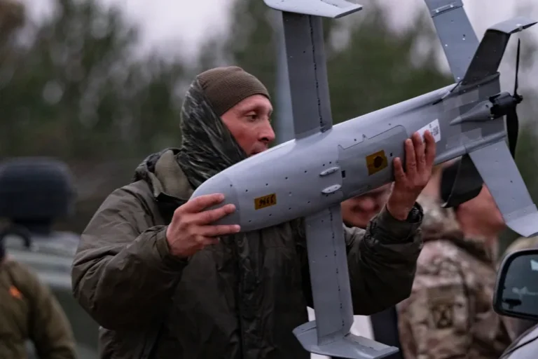Polish soldier prepares Merops system