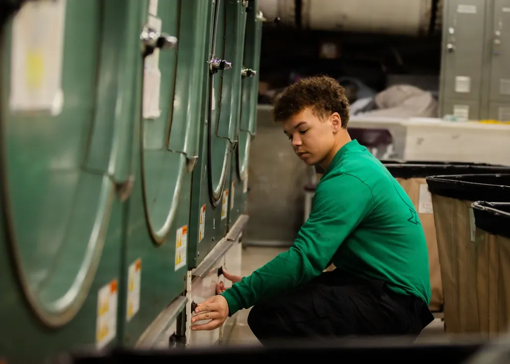USS Gerald Ford laundry room-1